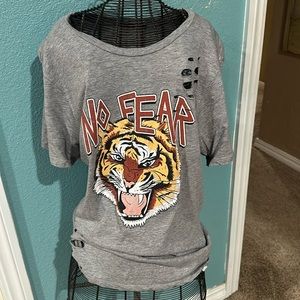 Great condition graphic tee size L